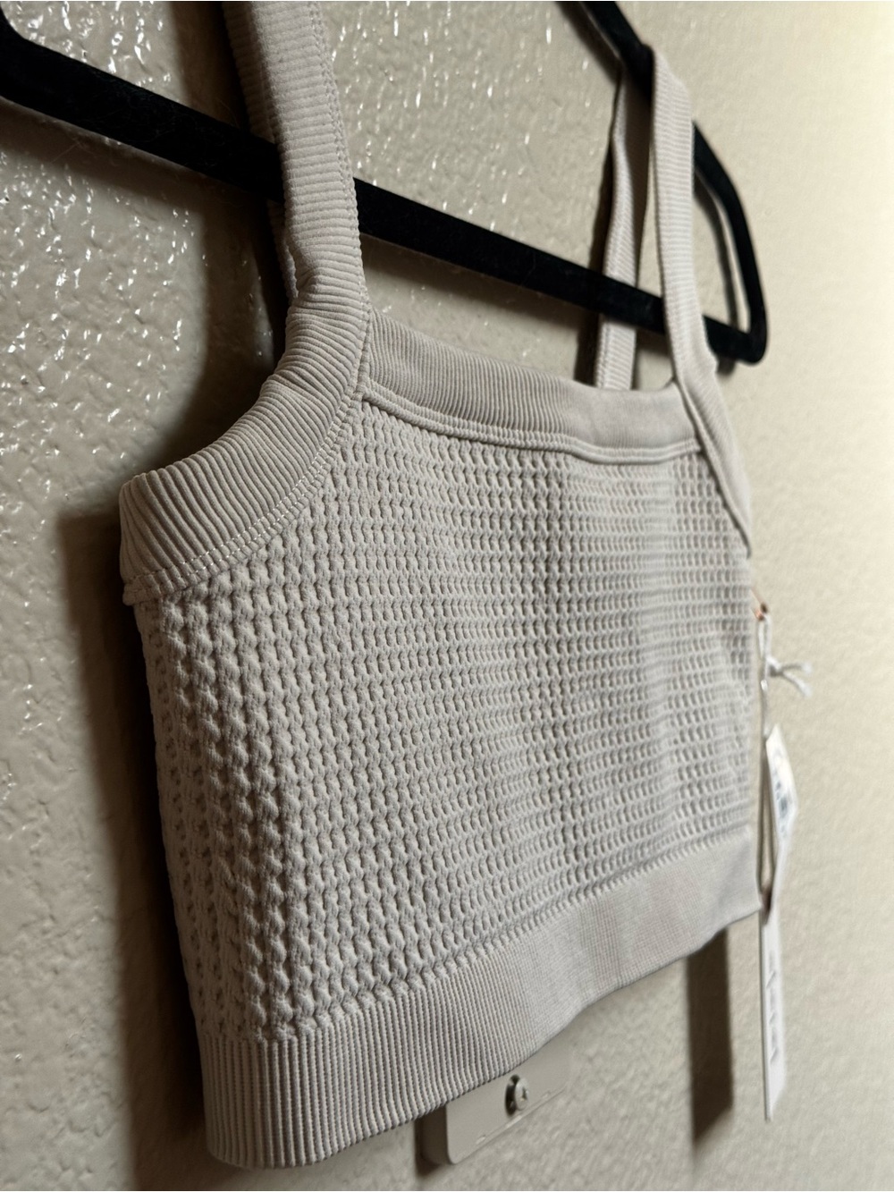 NWT Good American Cream Textured Knit Crop Tank